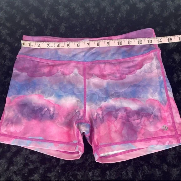 Lija Shorts - Picture 10 of 12